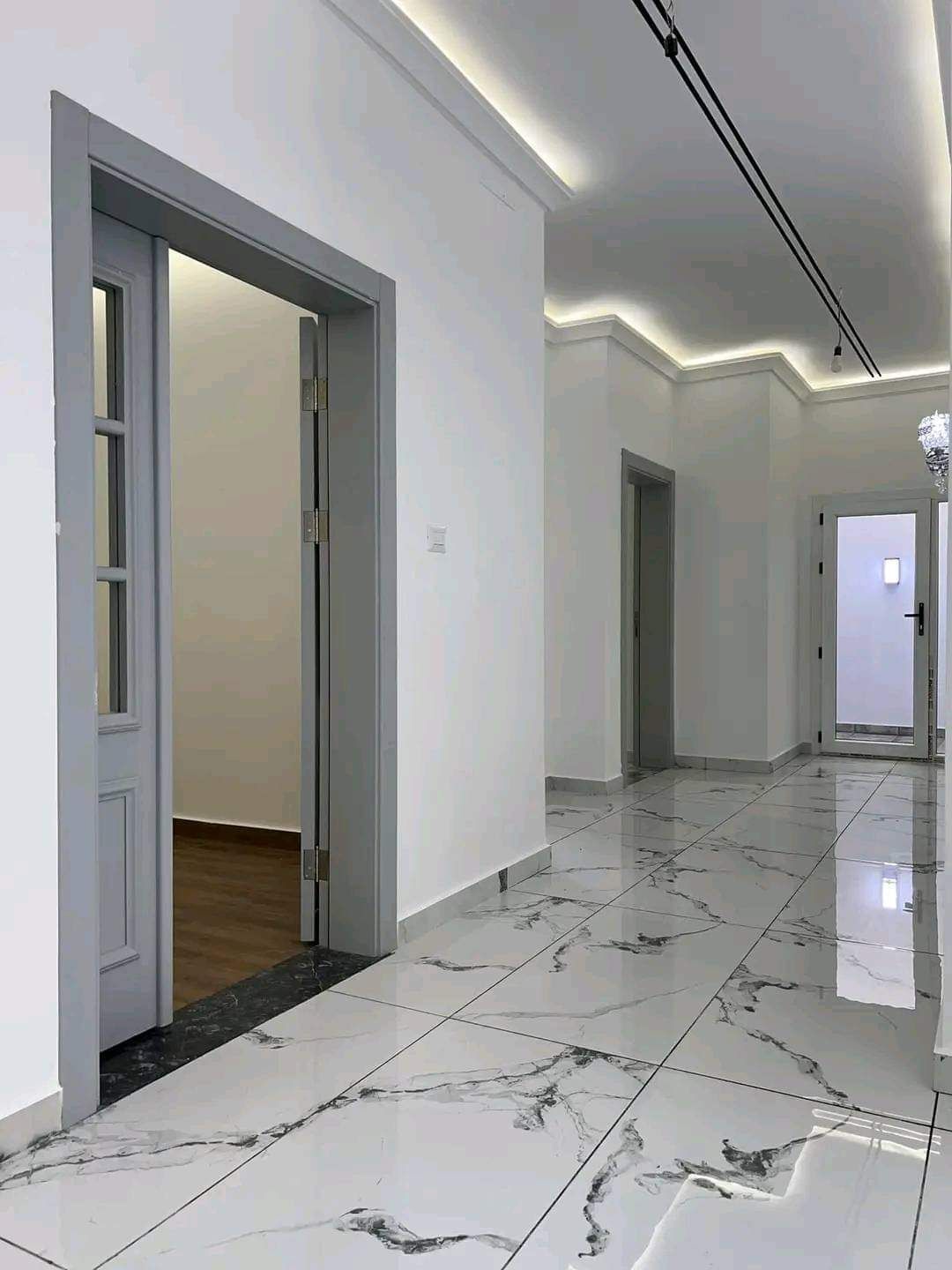 Pose de cloisons pour bureaux