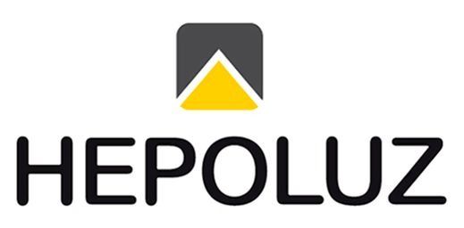 El logotipo de la marca Hepoluz consiste en un cuadrado gris oscuro con un triángulo amarillo en su interior, encima del texto 