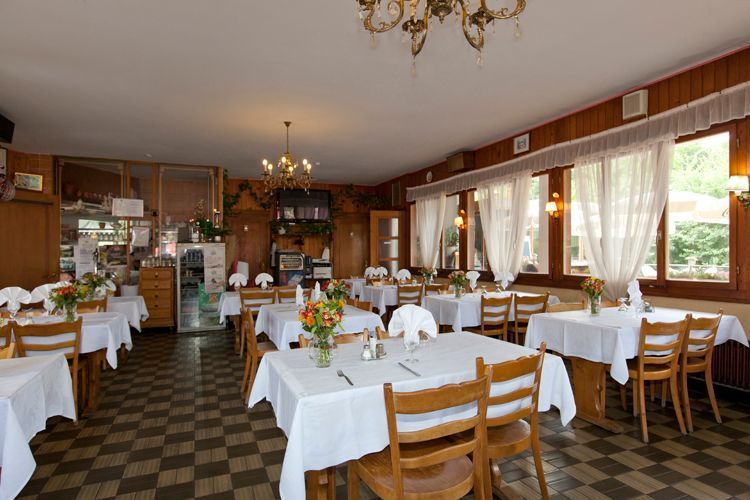 Hôtel restaurant Le Manoir | Spécialités suisses | Location de chambres Genève