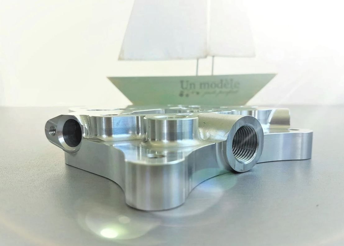 Réalisations de Cremona SA - Tournage et fraisage