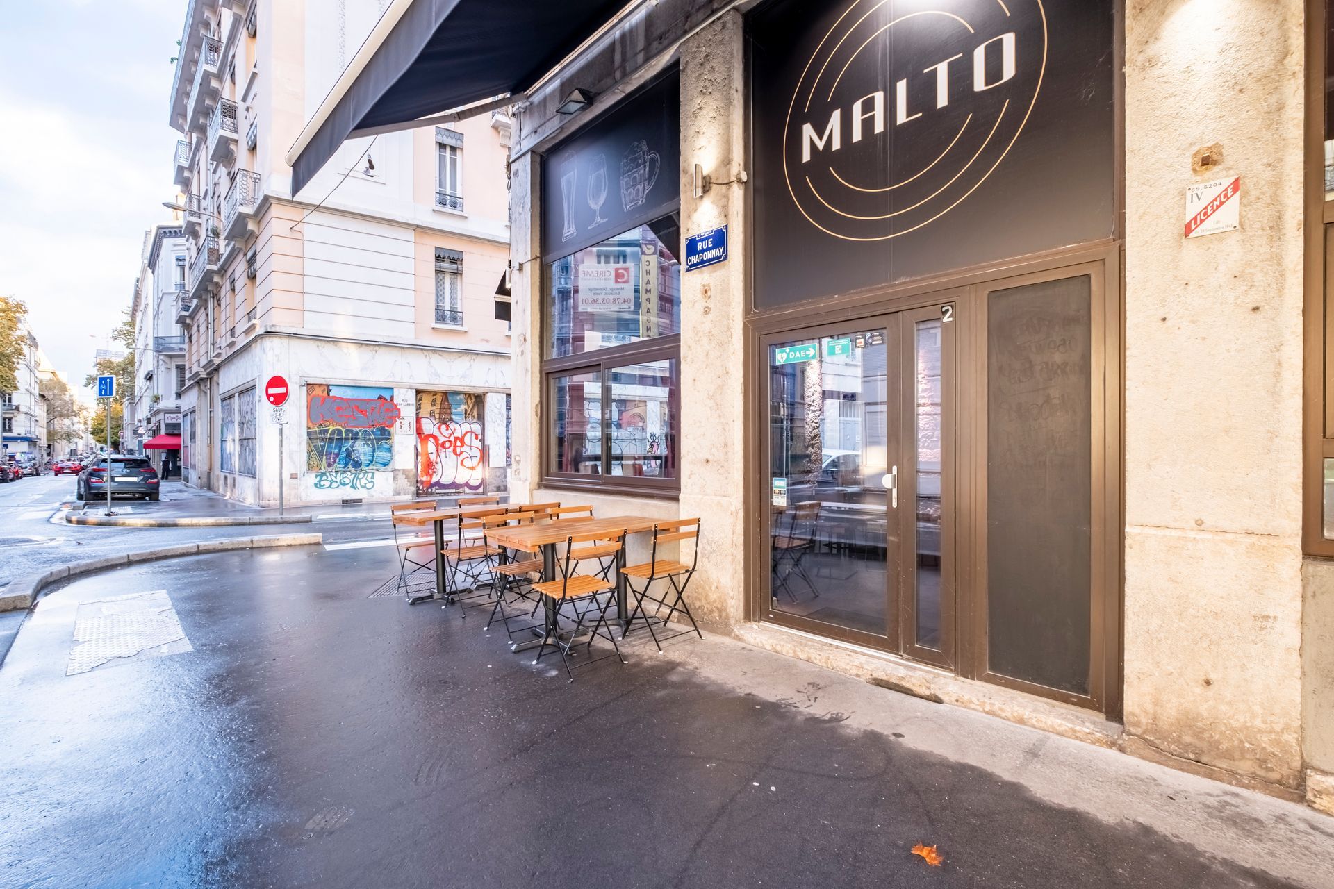 Extérieur du bar MALTO