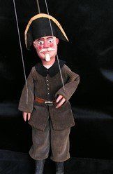 Exposition de marionnettes traditionnelles par Stéphane Antoine Quiévreux