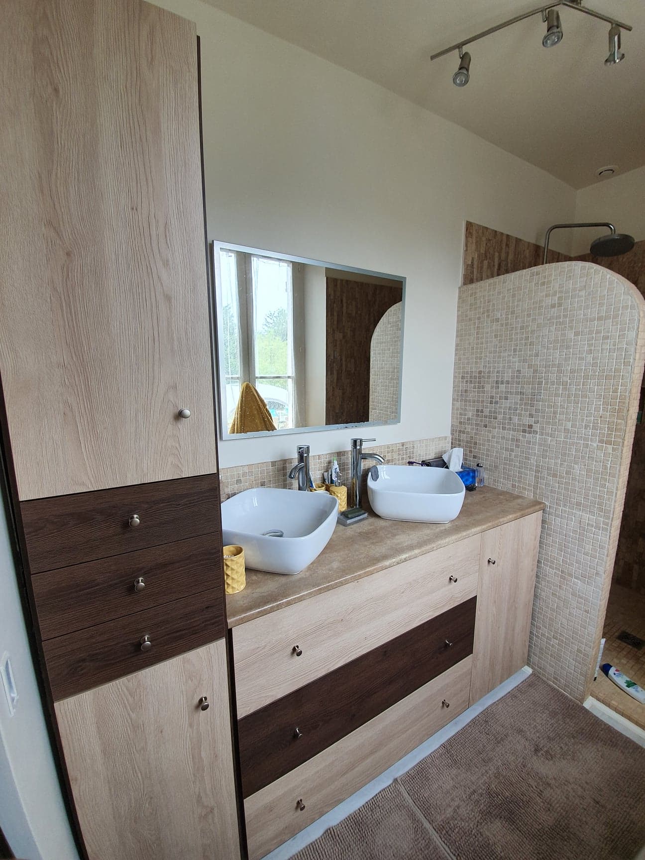 Meuble de salle de bains