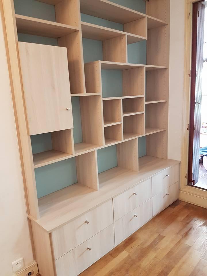 Bibliothèque étagères déstructurées