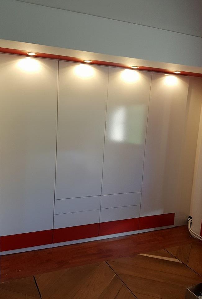 Placard dressing portes ouvrant à la française