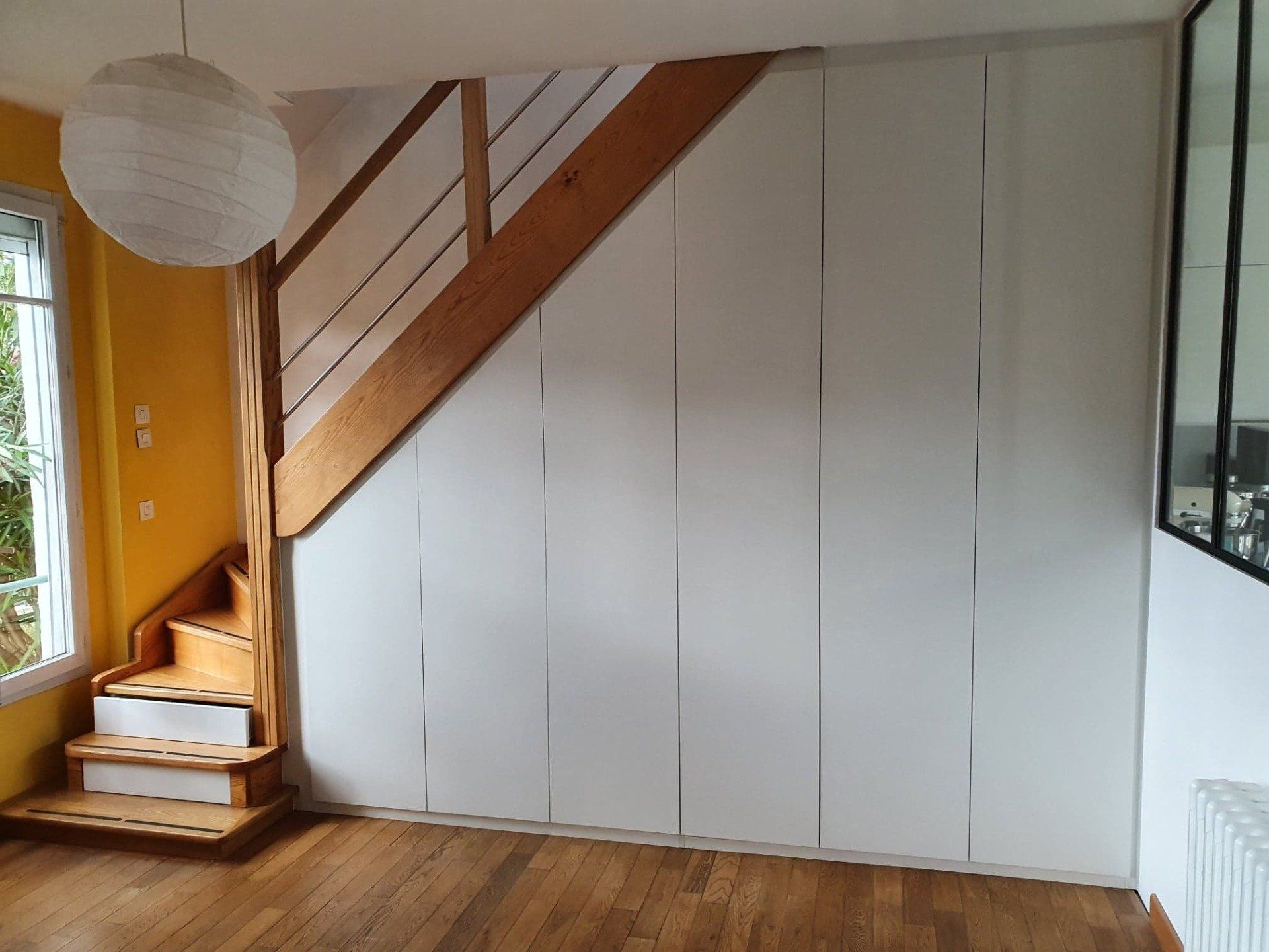 placard sous l'escalier