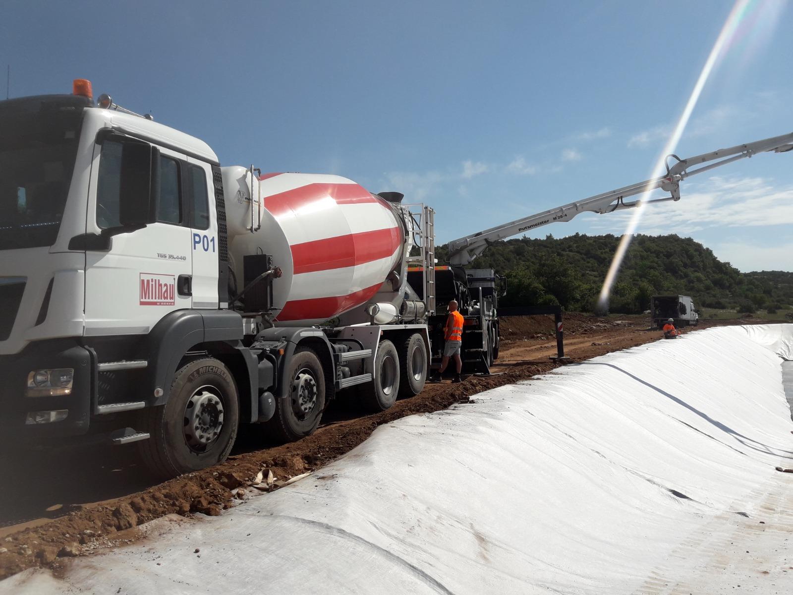 Coulage de chape liquide et pose