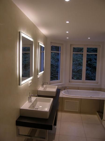 beleuchteter spiegel