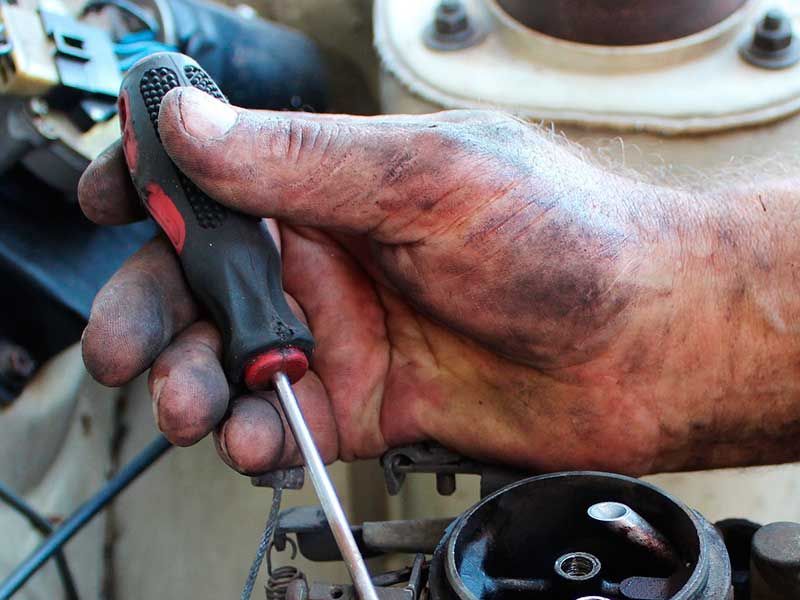 Autoservice Beck, Prichsenstadt | Reparaturen aller Art Fehlerdiagnose Reifenservice Achsvermessung Klimaservice Karosserie und Lack Scheibenreparatur HU- AU