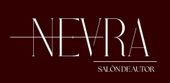 Logotipo de NEVRA SAL&Oacute;N DE AUTOR en blanco sobre fondo rojo oscuro.