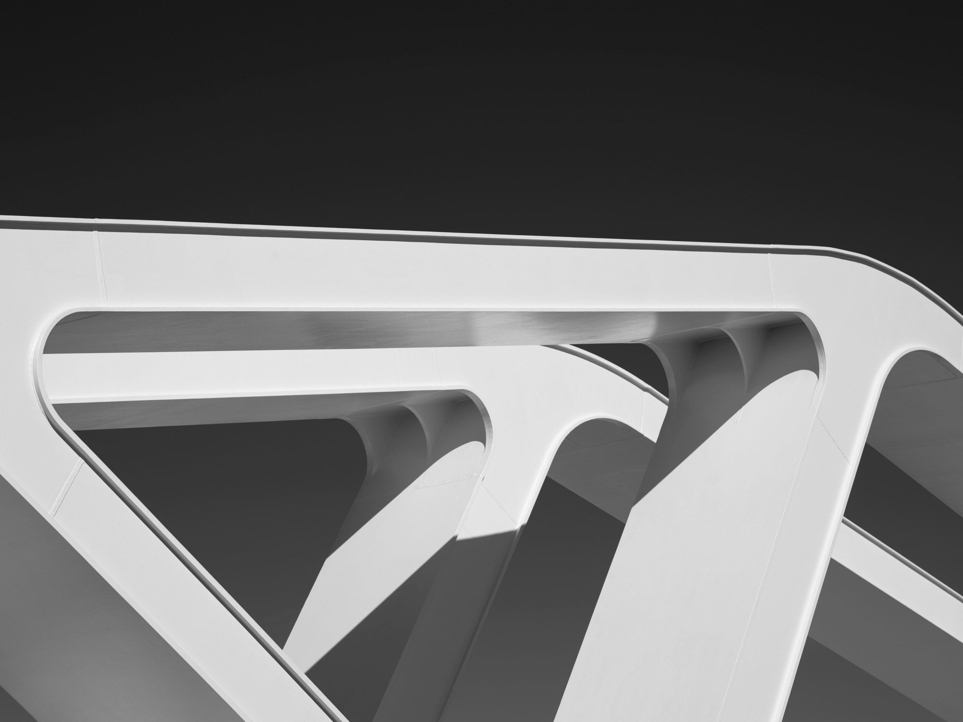 Tweede Theunisbrug werd ingevaren