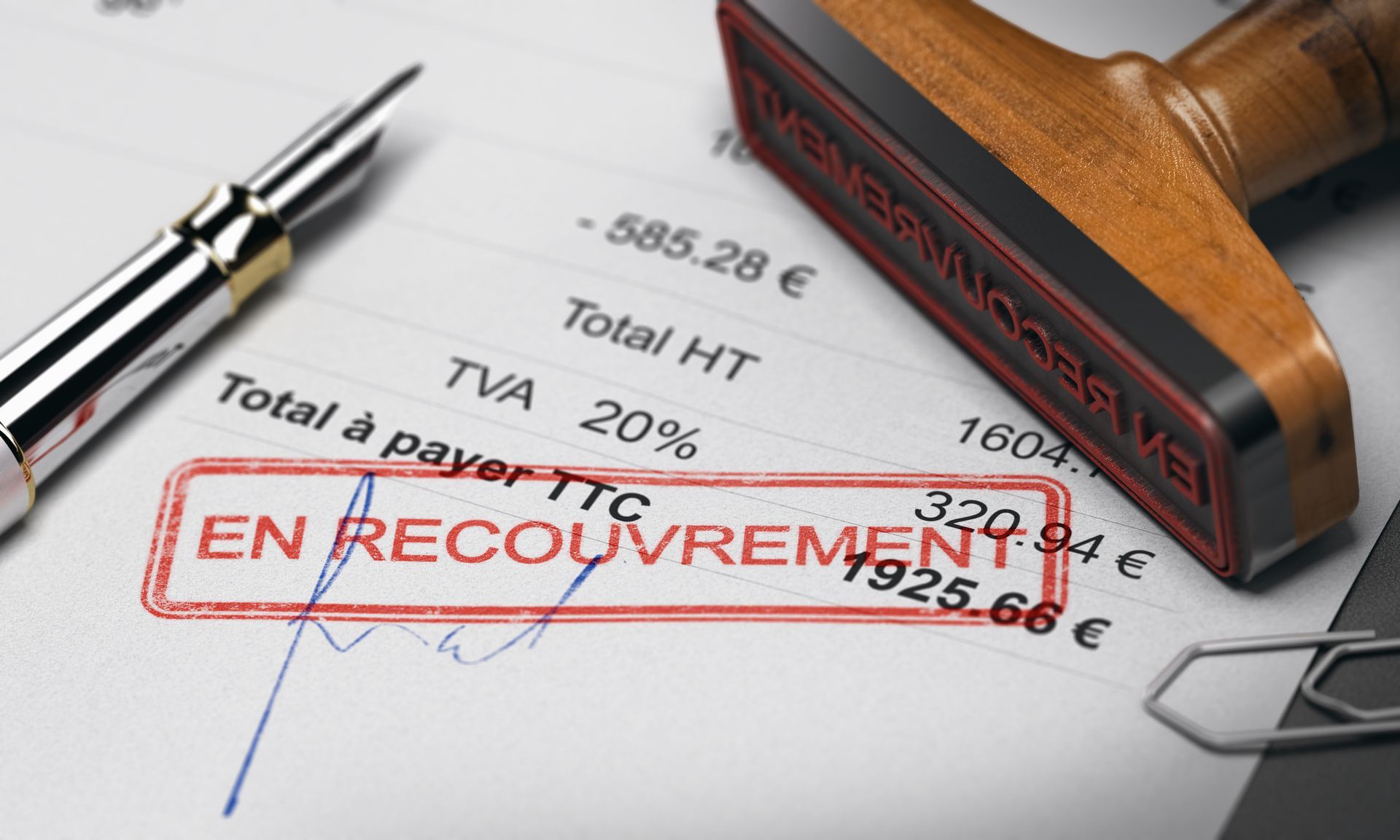 Reçu avec tampon EN RECOUVREMENT.