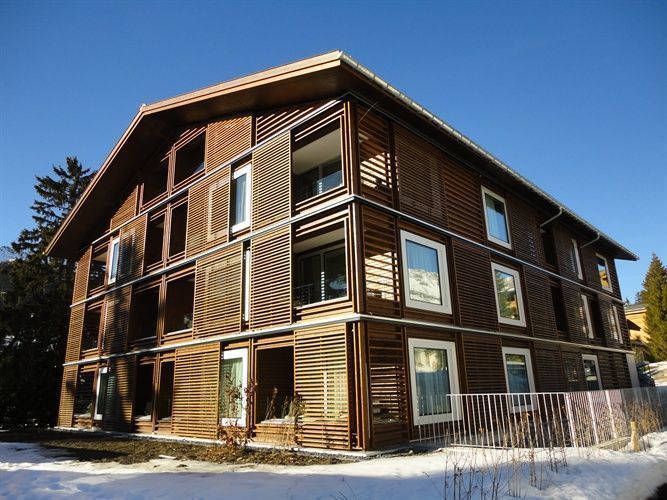 Steildach Faserzementschiefer / Hotel Valbella Inn