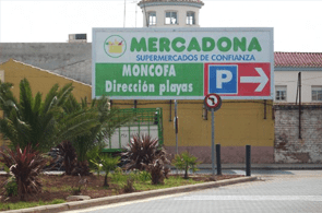 Un cartel que dice Mercadona.