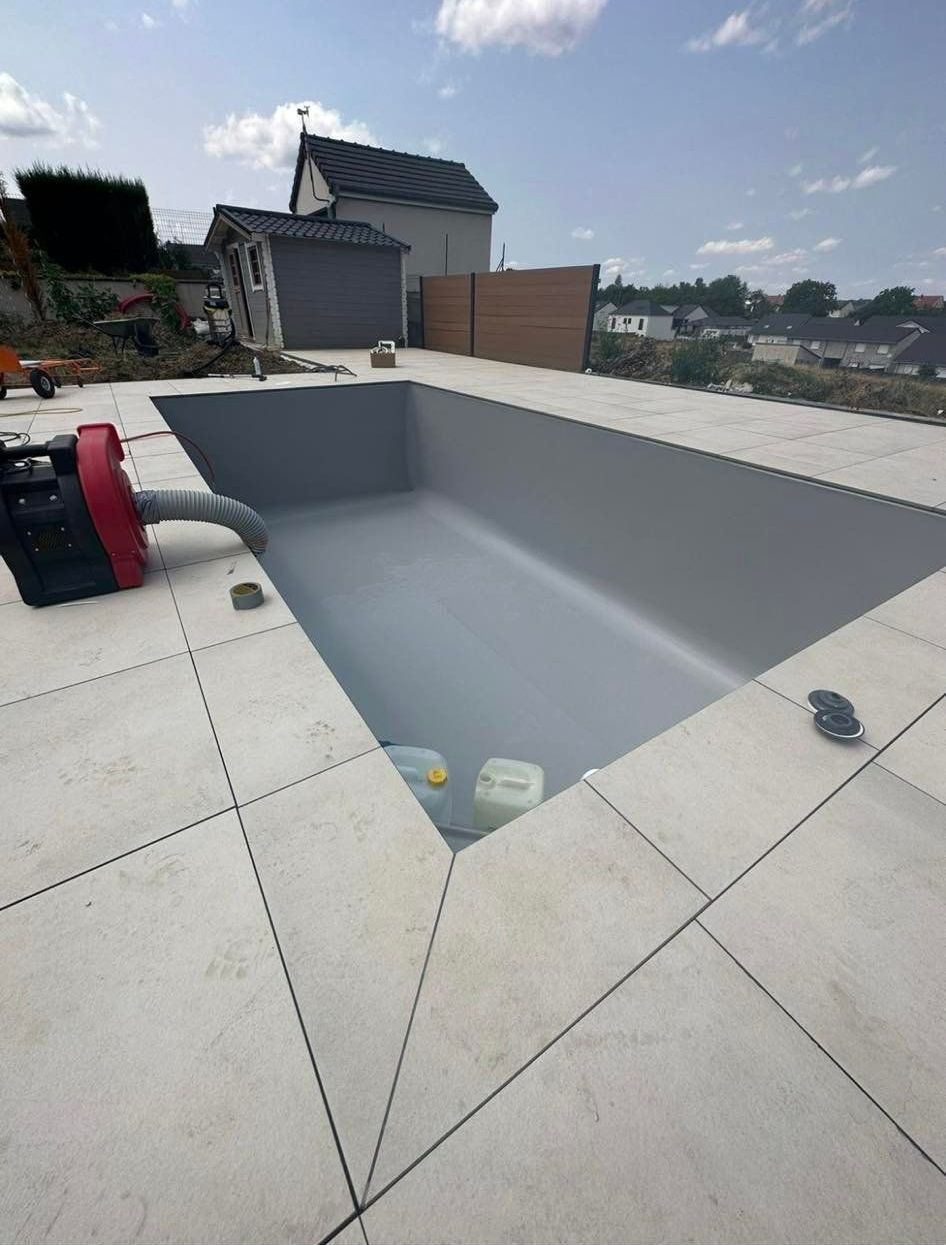 Pose d'un liner gris