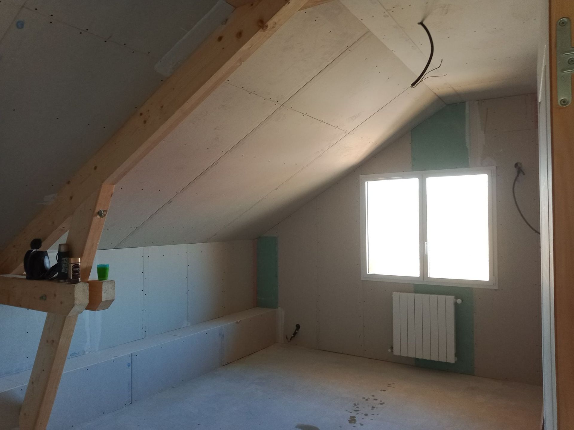 Pose de plaques de plâtre