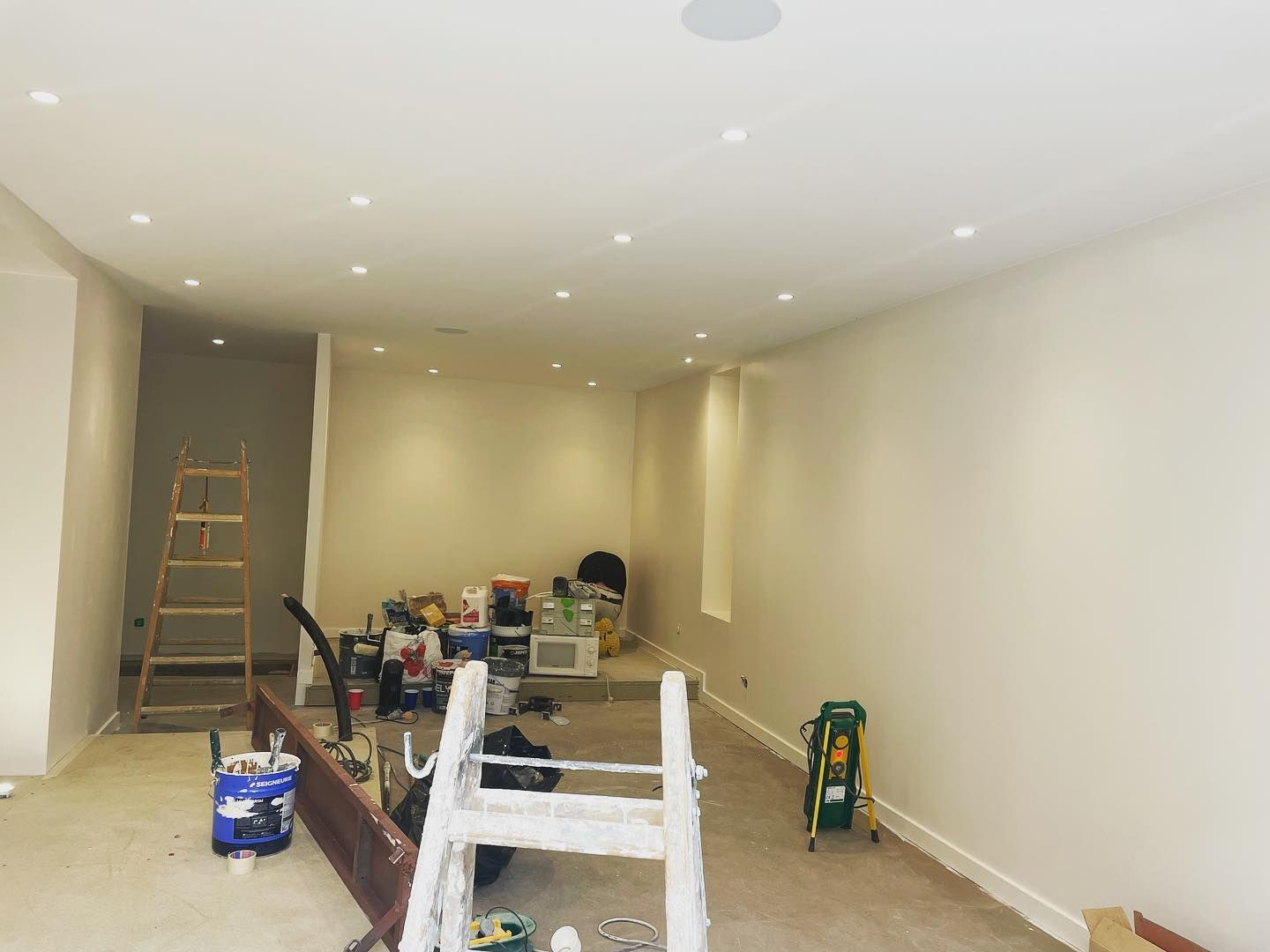 Plâtrerie et peinture intérieure