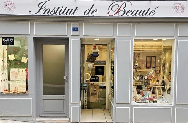 Devanture de l'institut de beauté