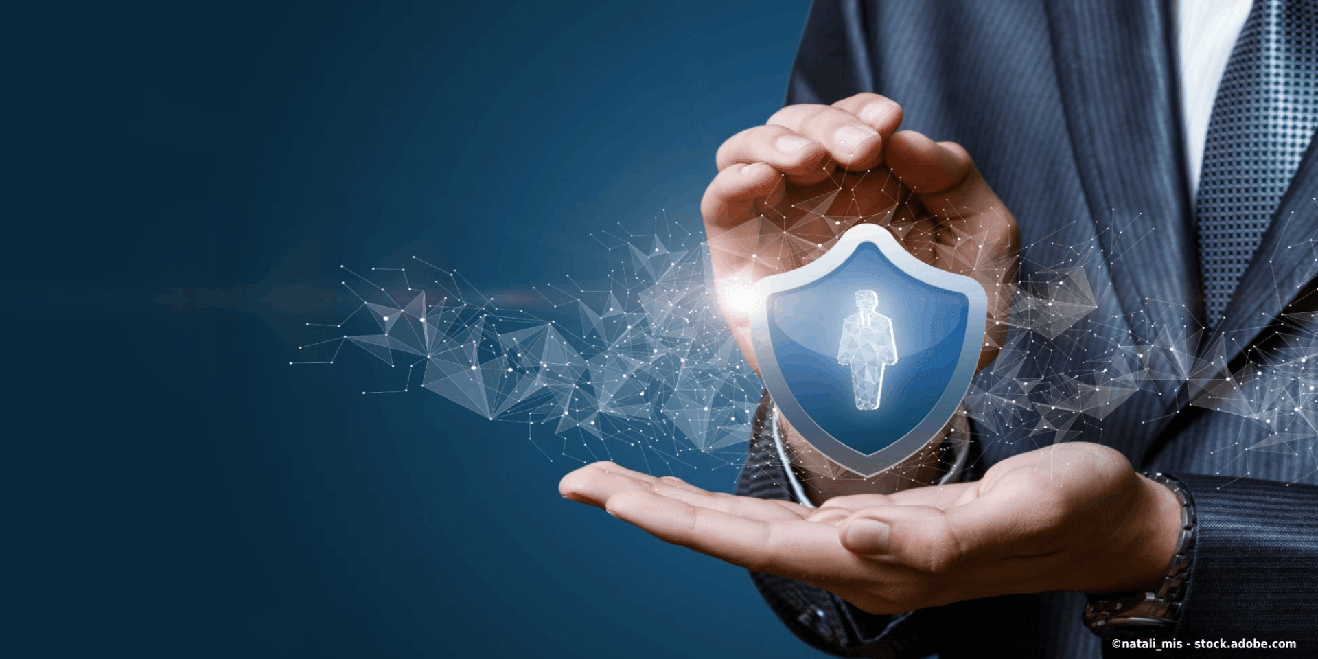 Hände mit Schutzschild