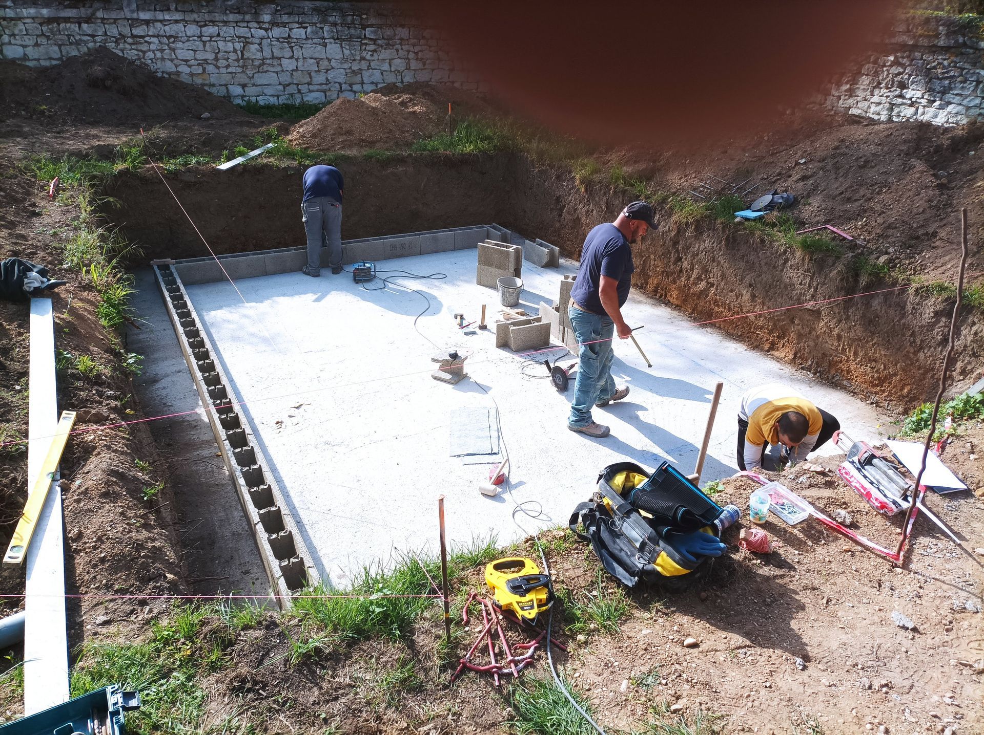 Chape en béton piscine