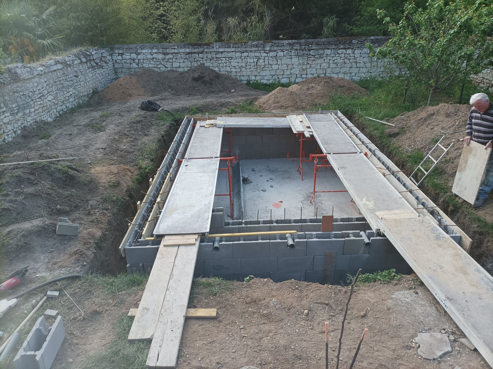 Structure béton piscine