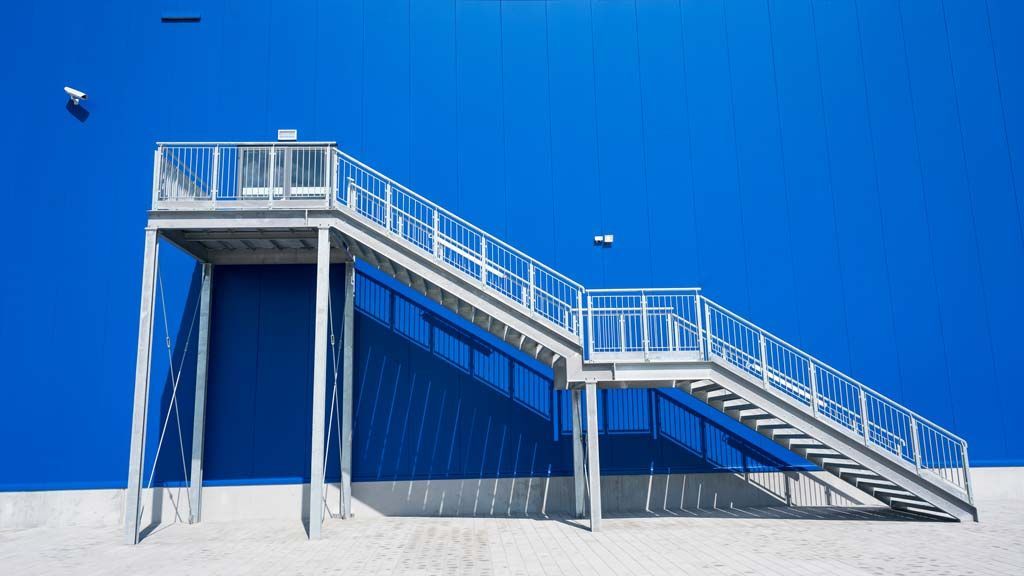 Escaliers métal extérieur industriel