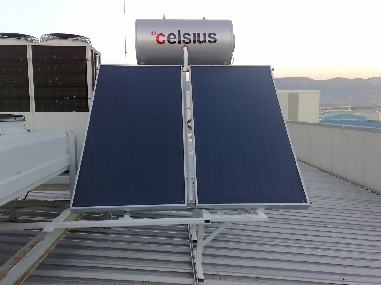 Ηλιακοί Θερμοσίφωνες