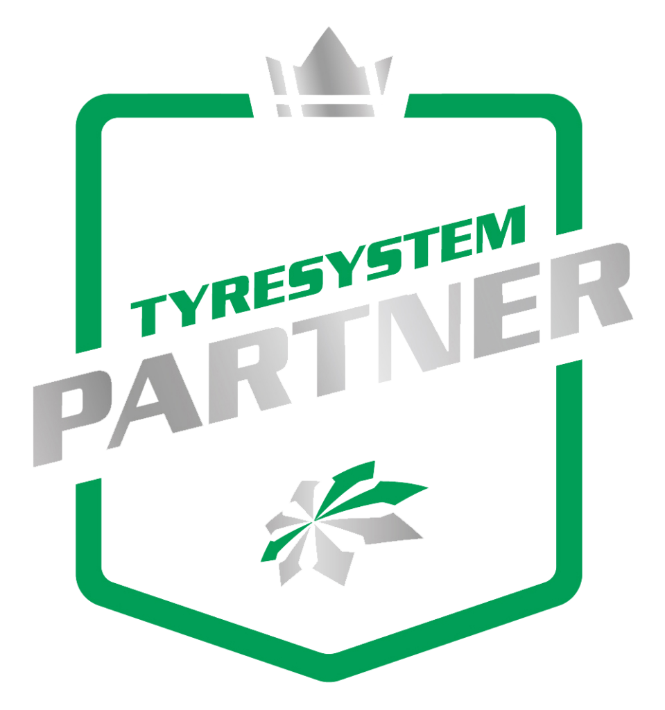 Das Logo von Tyresystem Partner ist ein grünes Schild mit einer Krone darauf.