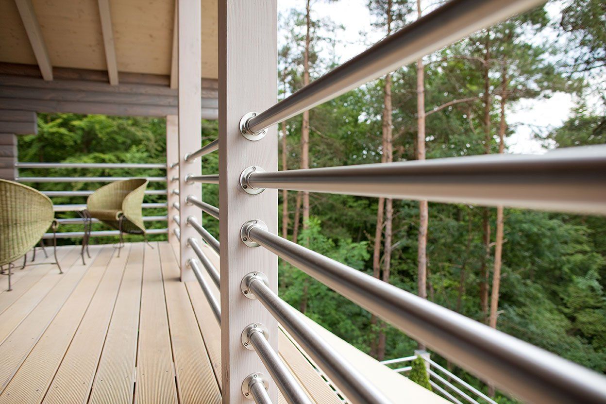 Terasse avec garde-corps en aluminium