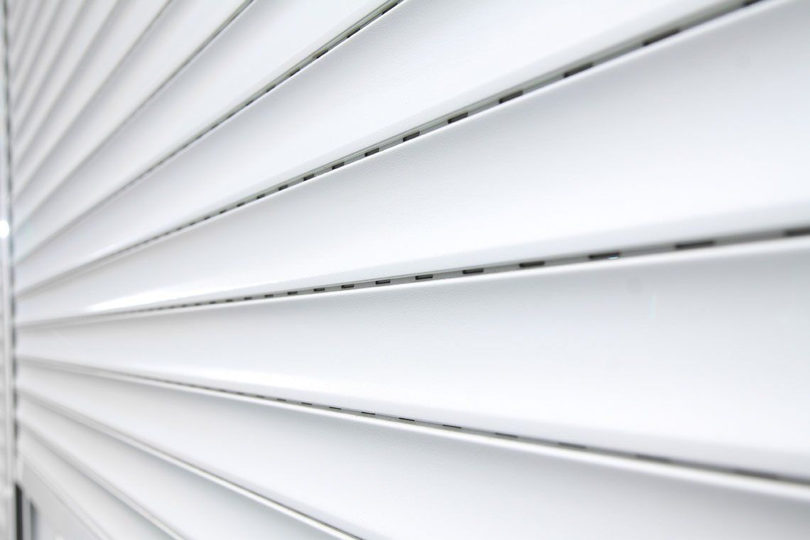 Zoom sur un volet roulant en PVC