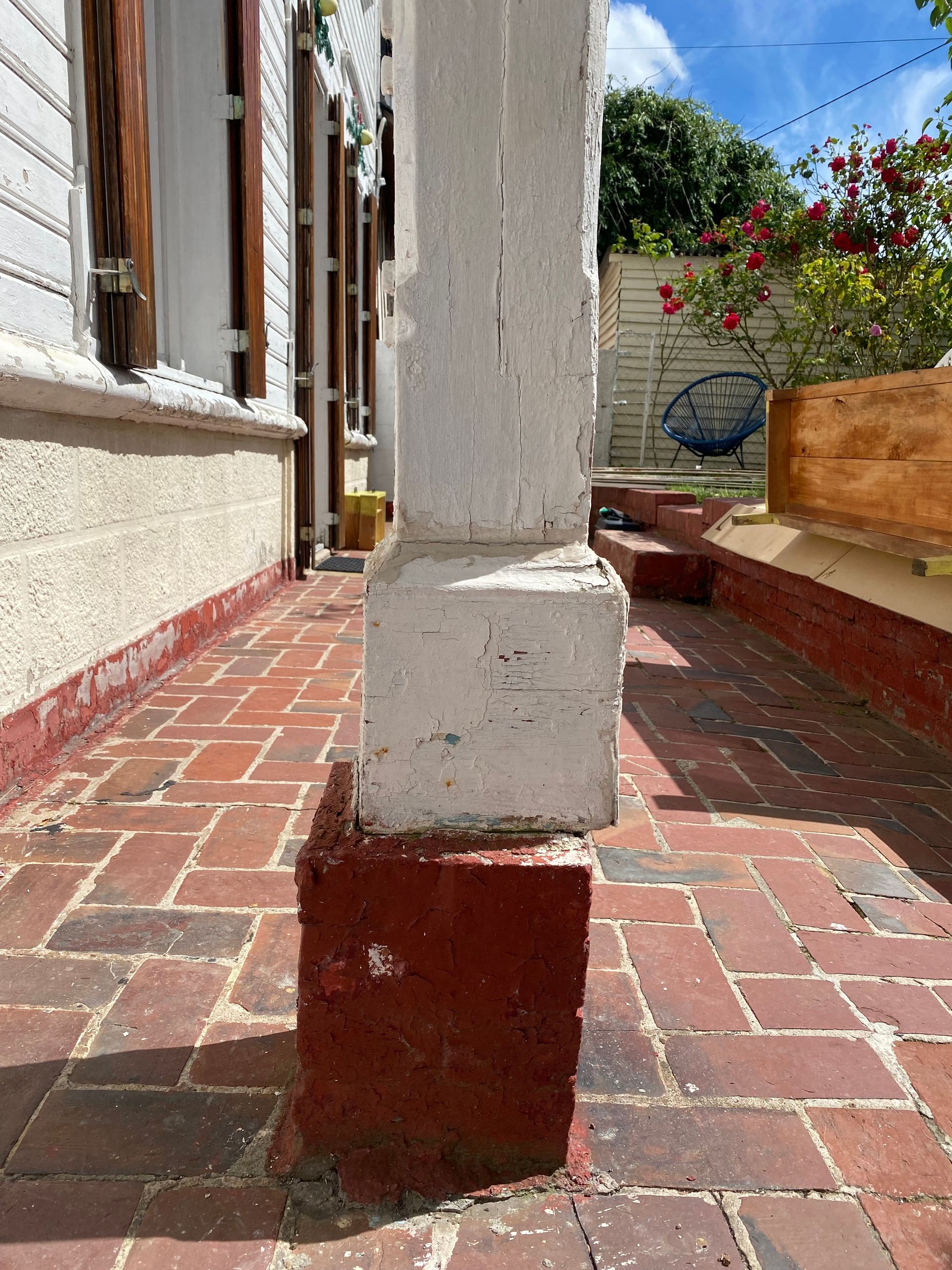 Colonne non-alignée avec son support