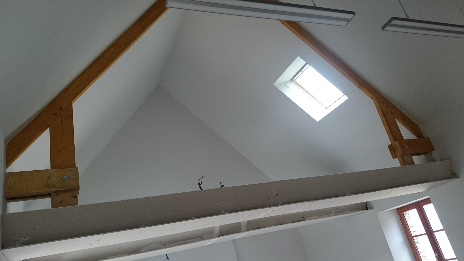 Cloisons sous toiture