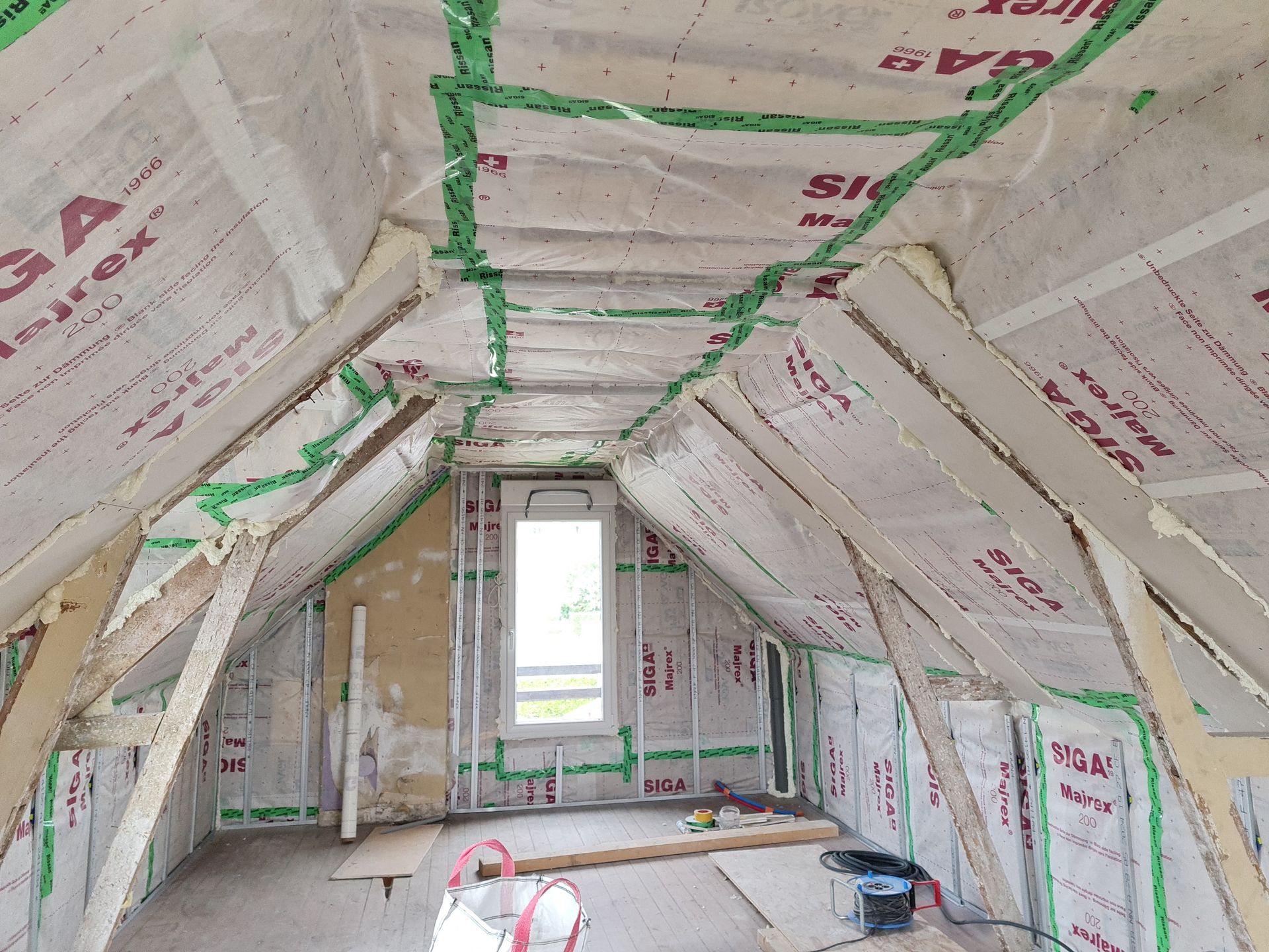 Pose d'isolation dans des combles aménageables