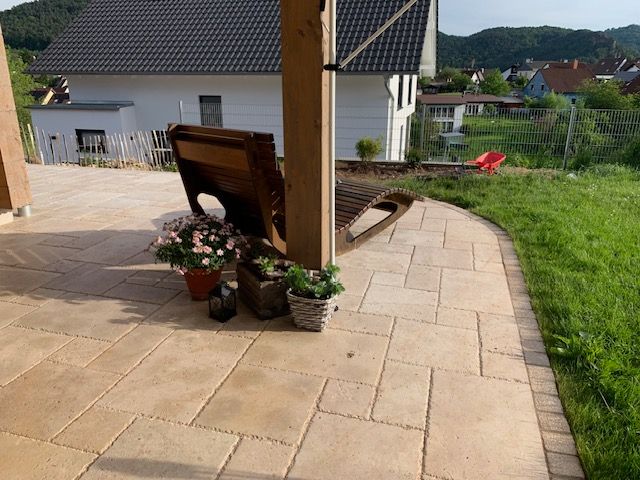 Containerdienst Brödel, Wilgartswiesen, Bauschutt, Mischabfälle, Erdmasse, Steine, Schotter, Erdarbeiten, Entrümpelung, Brandschutz, Sand, Kies, Humus, Mutterboden, Transporte, Baggerarbeiten