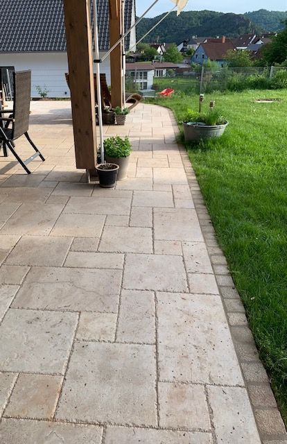 Containerdienst Brödel, Wilgartswiesen, Bauschutt, Mischabfälle, Erdmasse, Steine, Schotter, Erdarbeiten, Entrümpelung, Brandschutz, Sand, Kies, Humus, Mutterboden, Transporte, Baggerarbeiten