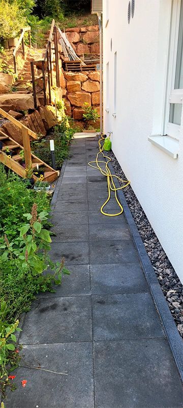 Containerdienst Brödel, Wilgartswiesen, Bauschutt, Mischabfälle, Erdmasse, Steine, Schotter, Erdarbeiten, Entrümpelung, Brandschutz, Sand, Kies, Humus, Mutterboden, Transporte, Baggerarbeiten