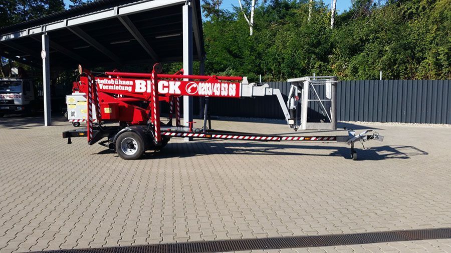 Anhänger Arbeitsbühne