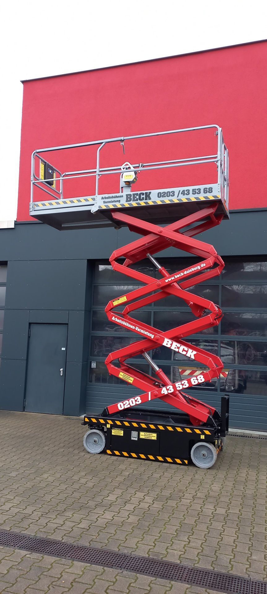 Beck Arbeitsbühnen | Scherenbühne | Duisburg