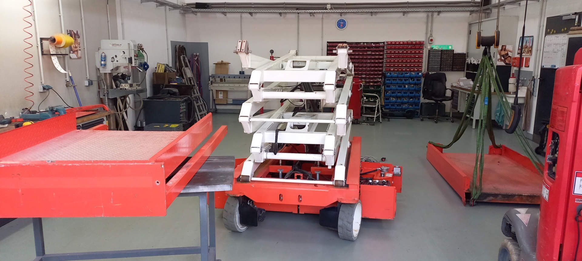 Beck Arbeitsbühnen | Scherenbühne | Duisburg