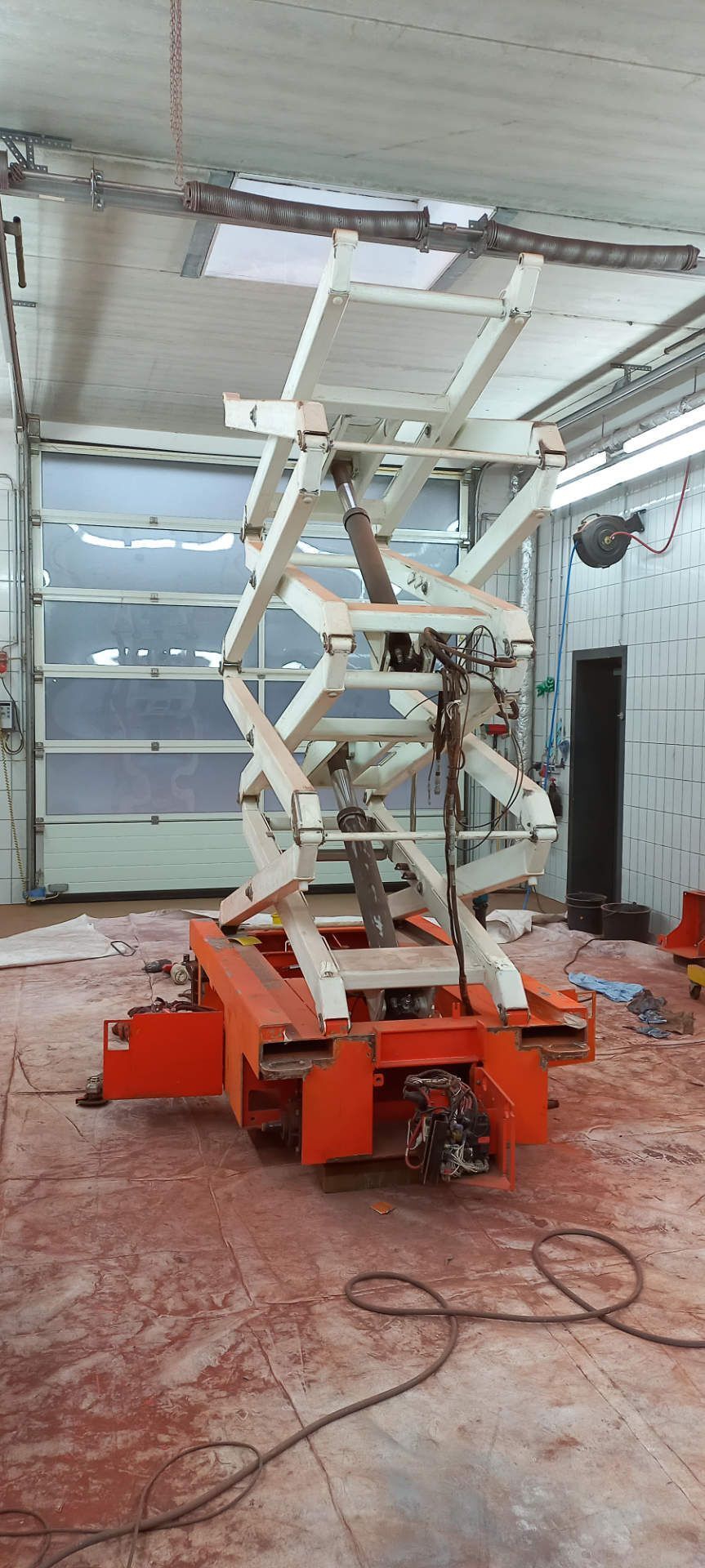 Beck Arbeitsbühnen | Scherenbühne | Duisburg