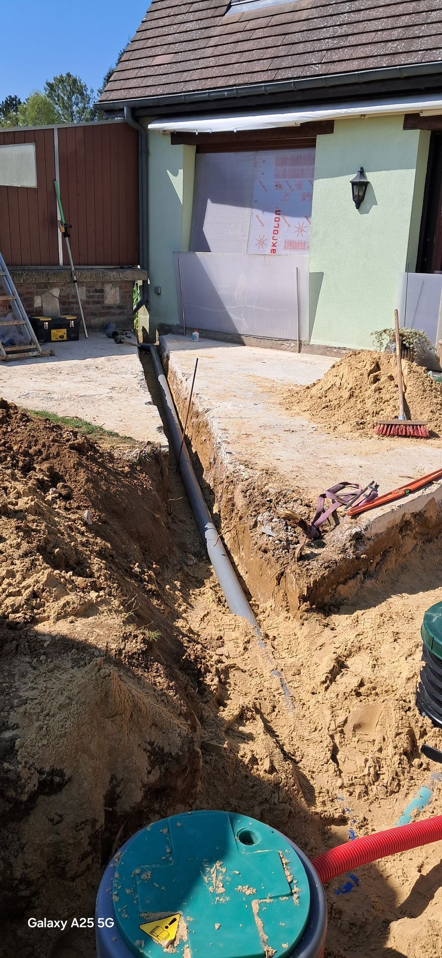 Une conduite enterrée. 