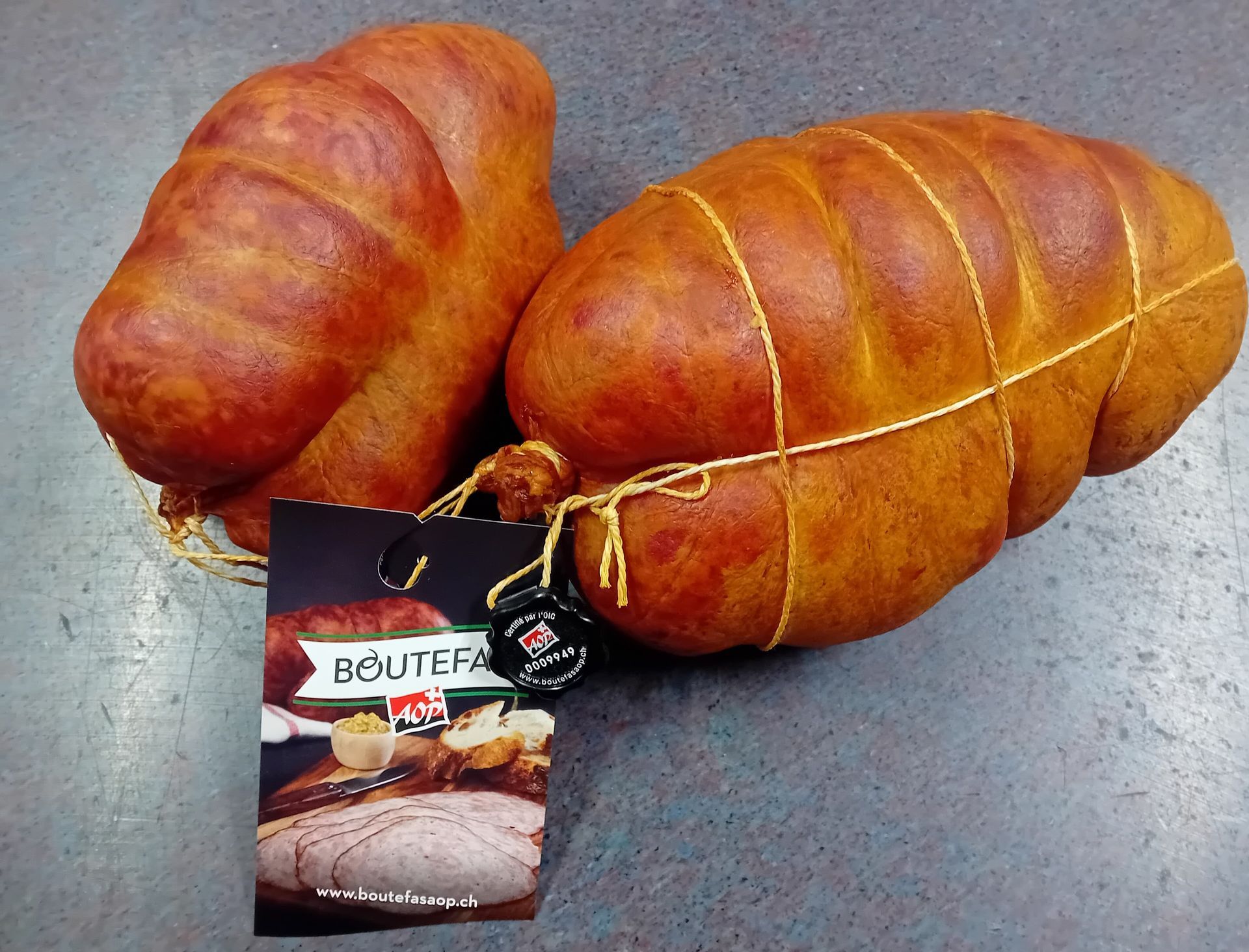 2 saucisses BOUTEFA AOP