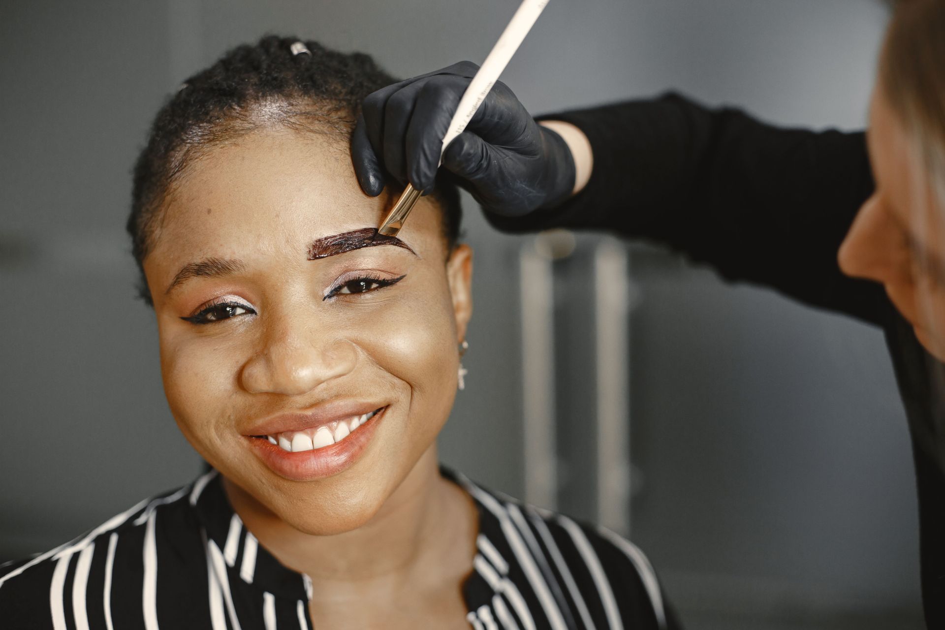 Micropigmentación y microblading de cejas y labios en Málaga