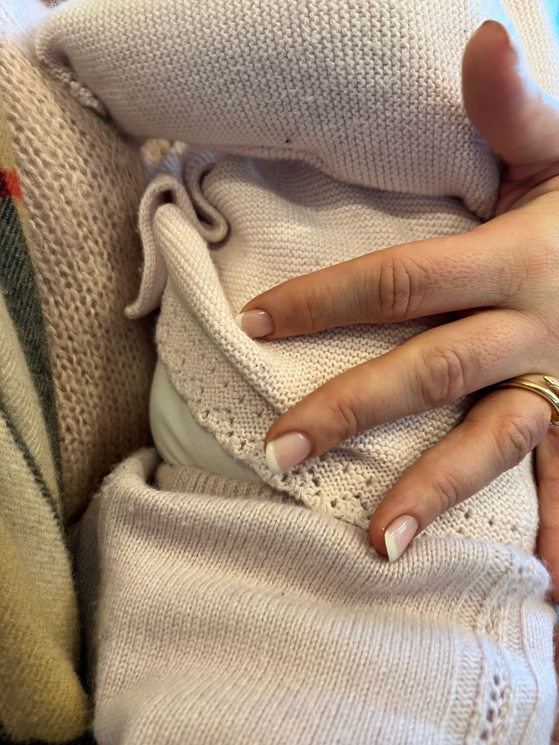 Ongles avec une french naturelle