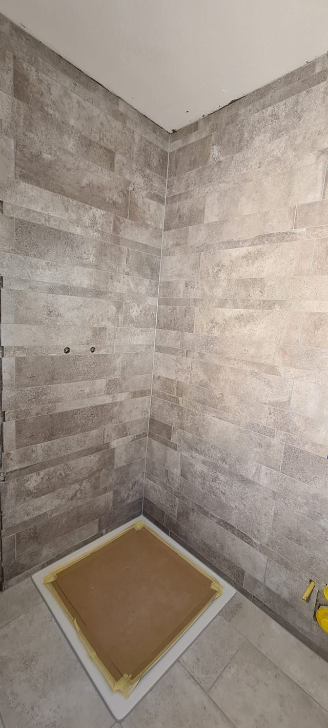 Angolo doccia bagno - Piastrelle Pavimenti Sonvico - PaviDesign