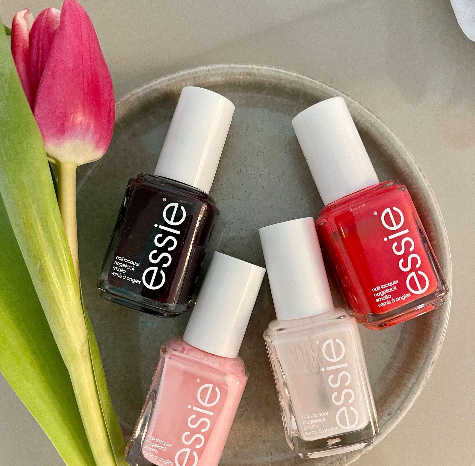 manicure/pedicure - nives cosmetic – Thayngen