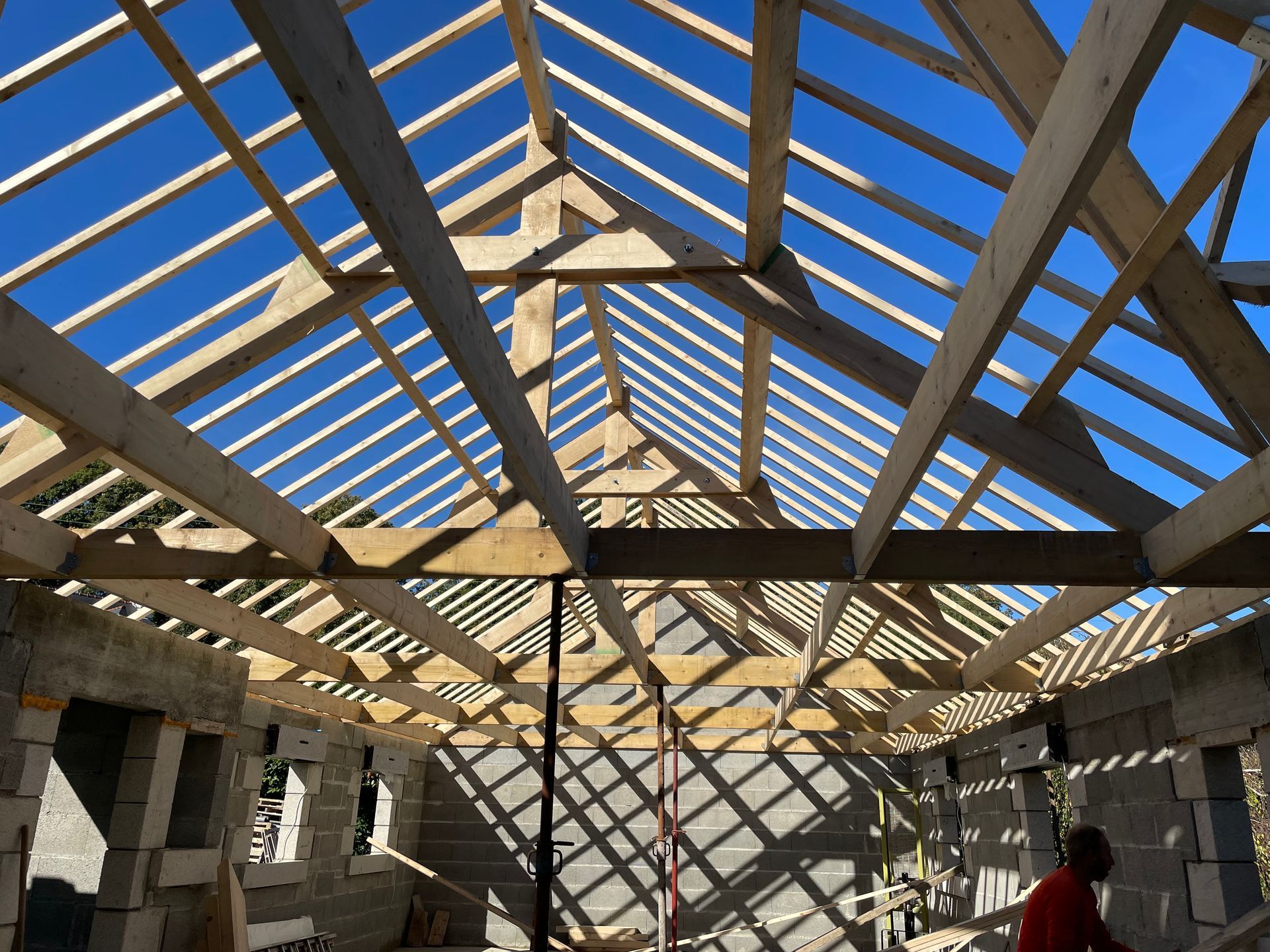 Travaux de charpente vue d'en dessous