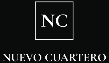 Logotipo para Nuevo Cuartero Restaurante en color blanco sobre fondo negro, con un fino borde blanco.