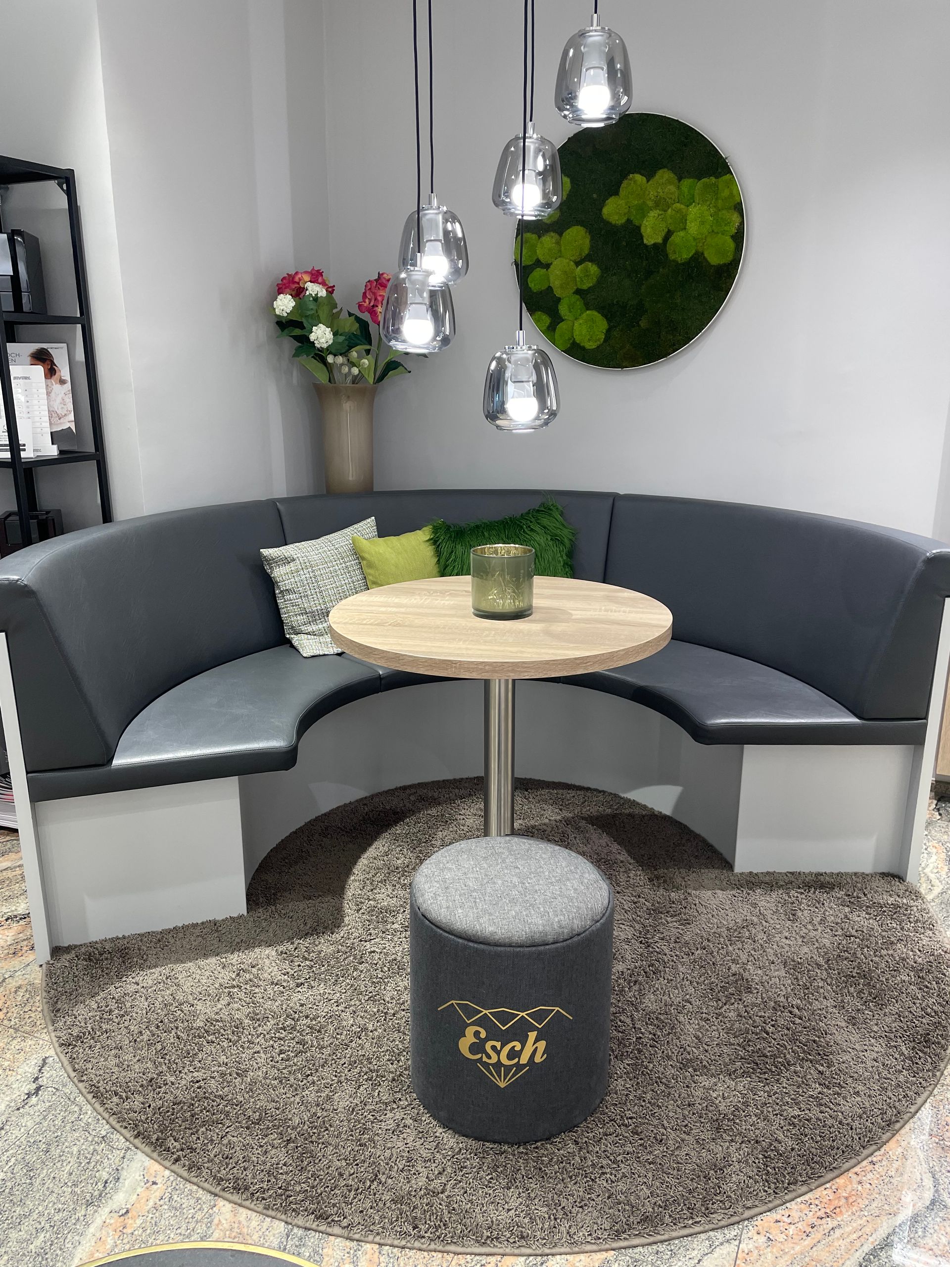 Raum im Schmuckgeschäft Esch