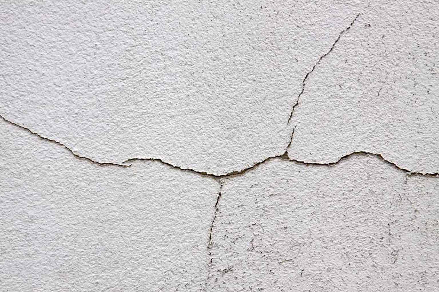 Malerei und Gipserei 9 - Malergeschäft A. Dolzan AG - Reinach BL